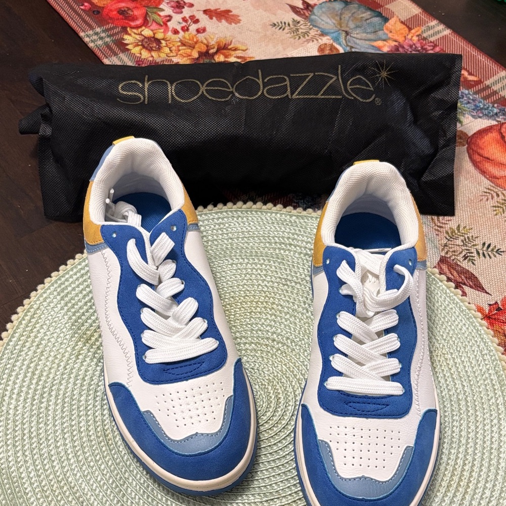 Shoe Dazzle Women White, Blue, and Yellow Sneakers